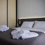 Isola 4*