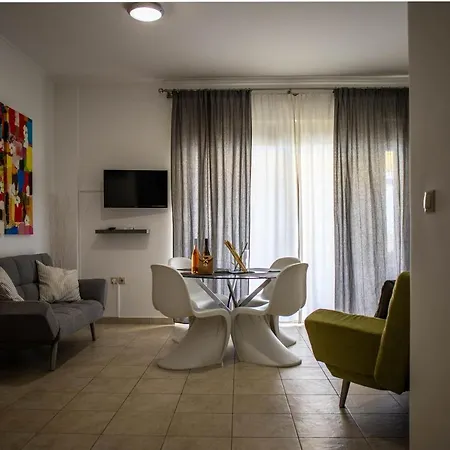 Isola Aparthotel