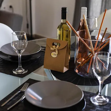 Isola Apart Otel Xylokastro