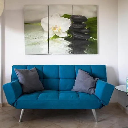 Isola Aparthotel