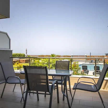 Hotel apartamentowy Isola 4*